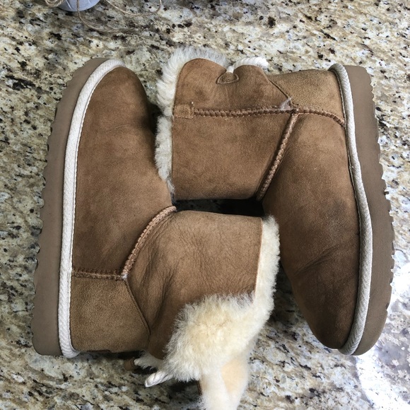 Ugg Mairi Chestnut Boots w/ Nautical Rope Bow 8 - Picture 4 of 10